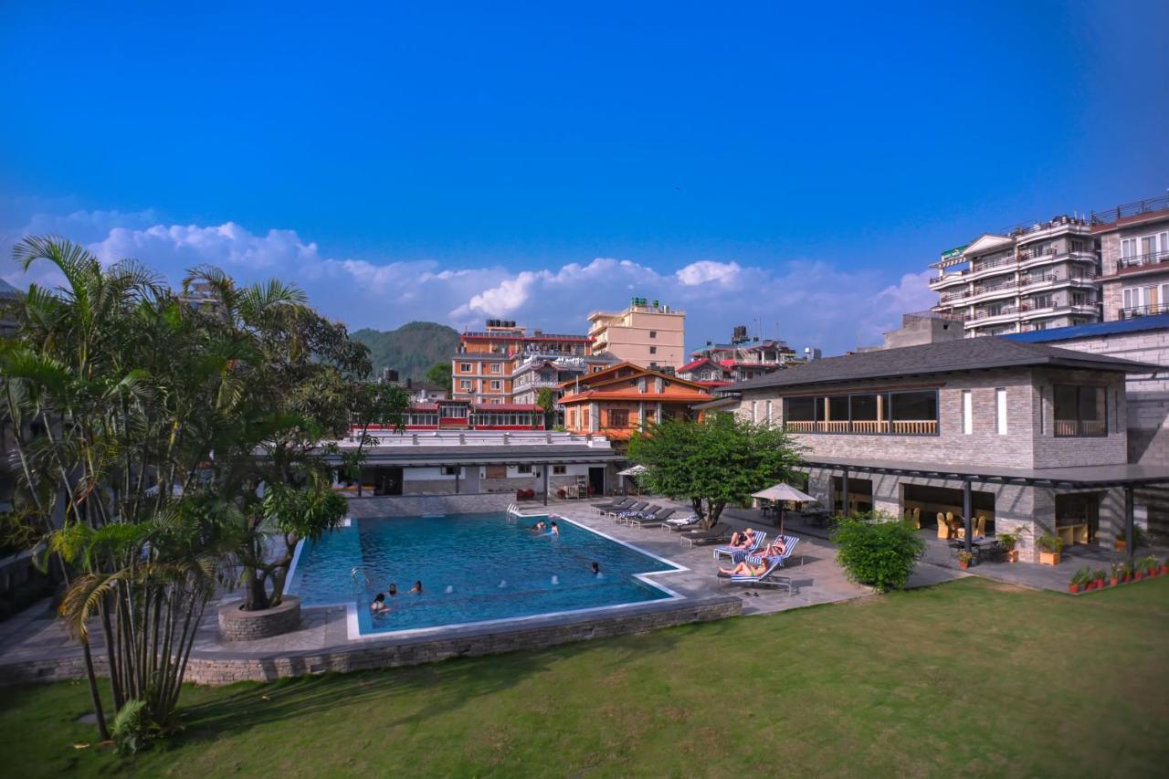 Hotel Barahi פוקהרה מראה חיצוני תמונה