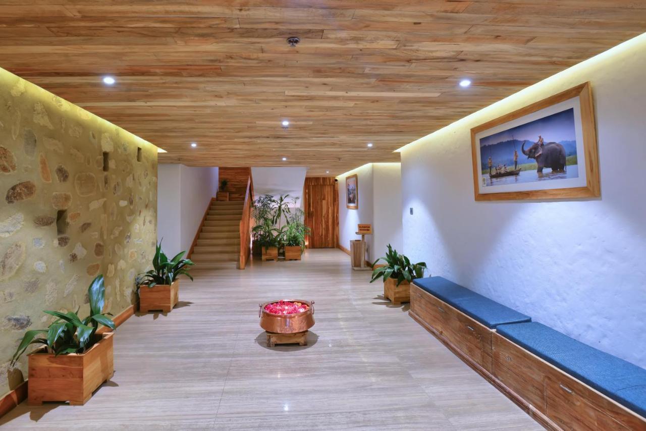 Hotel Barahi פוקהרה מראה חיצוני תמונה