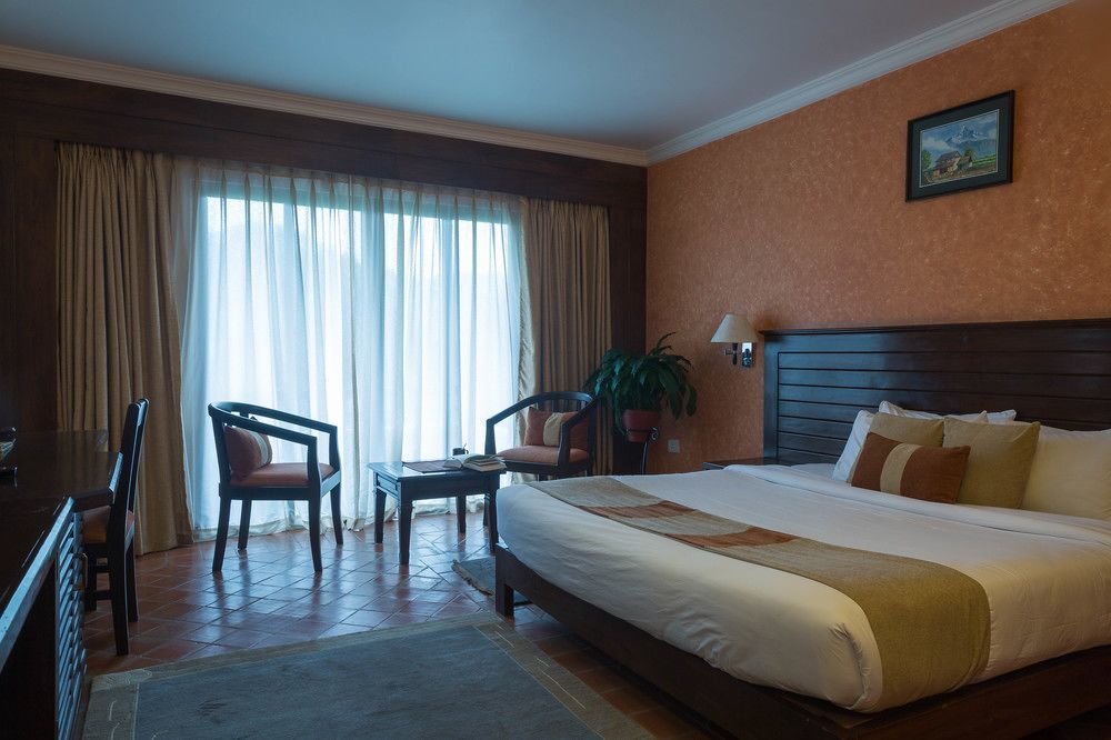 Hotel Barahi פוקהרה מראה חיצוני תמונה